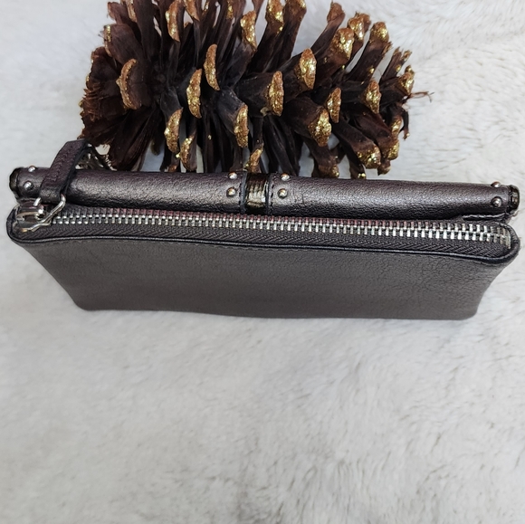 Brighton Metallic Studded Wallet EUC some corner rubbing - Picture 12 of 16